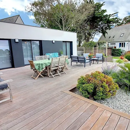 Les Meloines Holiday home *